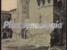 Fachada principal de la iglesia del monasterio de santa creus (tarragona)