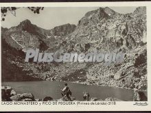 Lago monastero y pico de peguera del pirineo de lleida