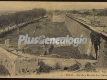 Entrada y murallas de la ciudadela de rosas (girona)