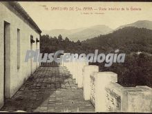 Vista interior a la galeria del santuari de nuestra señora afra de sant gregori (girona)