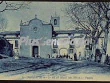 Faxada del santuari de nuestra señora de la salut en sant feliu de pallarols (girona)