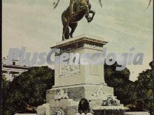 Plaza de Oriente - Estatua de Felipe IV en Madrid