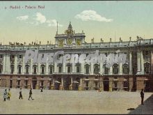 Vista Frontal del Palacio Real en Madrid