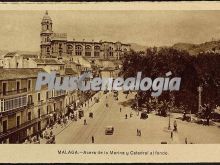 Acera de la marina y catedral de málaga al fondo