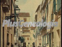 Una calle y gentes de córdoba