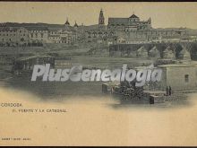 El puente y la catedral de córdoba