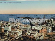 Vista panorámica hacia el puerto de la ciudad de cádiz