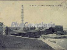 Castillo y faro de san sebastián en cádiz