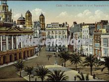 Plaza isabel ii y ayuntamiento de cádiz (en color)