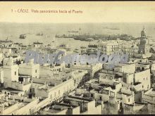 Vista panorámica hacia el puerto de cádiz