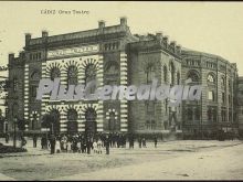 Gran teatro de cádiz (blanco y negro)