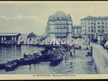 Muelle de puerto chico de santander