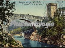 El puente de puente viesgo (cantabria) sobre el río pas (vista a color)