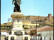 Monumento a hernán cortés en medellín (badajoz)