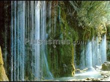 Cascada del río cuervo en tragacete (cuenca)