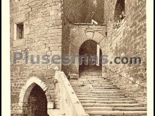 Subida a la iglesia de ujué (navarra)