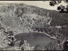 Laguna negra de los picos de urbión en vinuesa (soria)