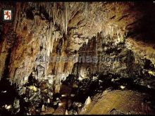 Cuevas de valporquero. entrada a la gran vía (león)