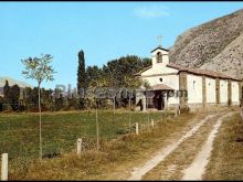 Ermita de nuestra señora de areños en velilla del río carrión (palencia)