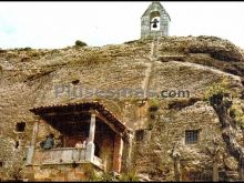 Exterior iglesia rupestre de olleros de pisuerga (palencia)