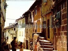 Calle abajo de villanueva del conde (salamanca)