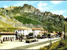 Hostería con la sierra al fondo en pancorbo (burgos)