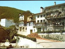 Fuente de la plaza en el hornillo (ávila)