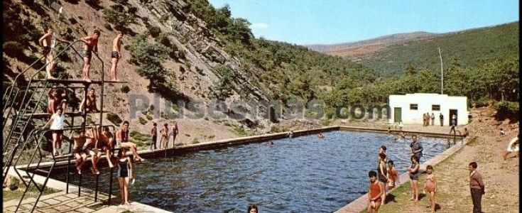 Fotos antiguas de BARRUELO DE SANTULLÁN