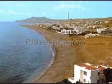 Playa y vista parcial de carboneras (almería)