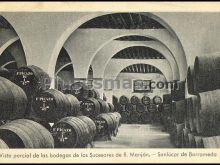 Vista parcial interior de las bodegas de los sucesores de r. manjón en sanlúcar de barrameda (cádiz)