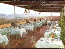 Comedor de verano con vistas a la sierra en santa elena (jaén)