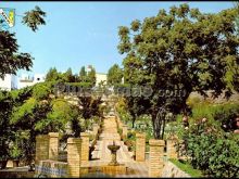 Duente y jardines del parque de la puebla del río (sevilla)