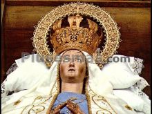 Virgen de la cama vestida con sus mejores galas en escalante (cantabria)