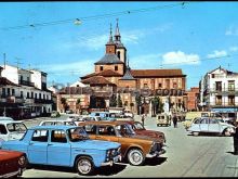 Plaza del generalísimo e Iglesia de San Juan Bautista en Arganda del Rey (Madrid)