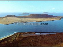 Isla de la graciosa desde el río (islas canarias)