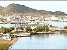 Puerto de la luz y playa de las alcaravaneras en las palmas