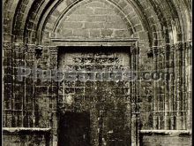 Puerta ojival de la arciprestal en san mateo (castellón)