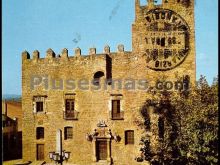 Plaza del castillo en la bisbal (gerona)