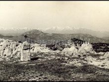 Santuari de ntra. sra. del mont. panorama del bassegoda i canigó en nuestra señora del mont (gerona)