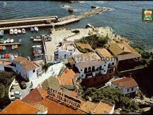 Vista desde el puerto de fornells de la selva (gerona)