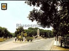 Monumento al Cardenal Vives i Tutó en Barcelona