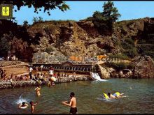 Fuentes y Grutas Les Déus-San Quintín de Mediona. Lago y Fuentes en Barcelona