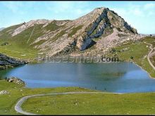 Lagos de covadonga (asturias)