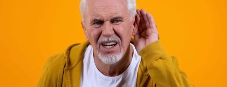 ¿No escuchas bien? Tu memoria podría estar en peligro desde los 65