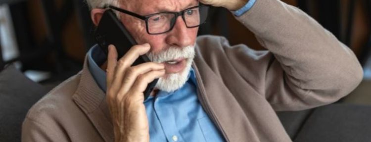 Señales que indican que te están estafando por email o WhatsApp. Los mayores el principal objetivo