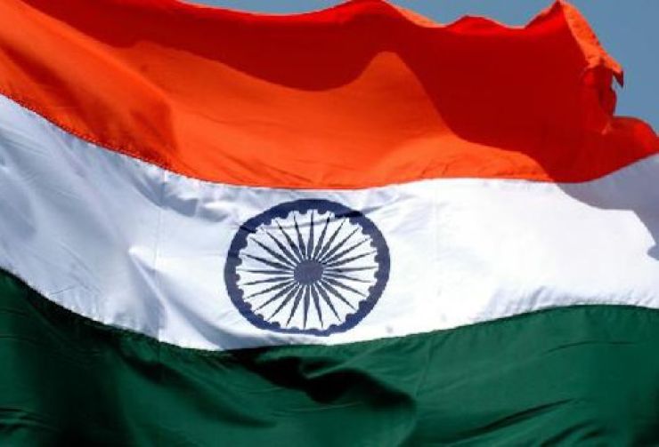 La India se proclama república independiente