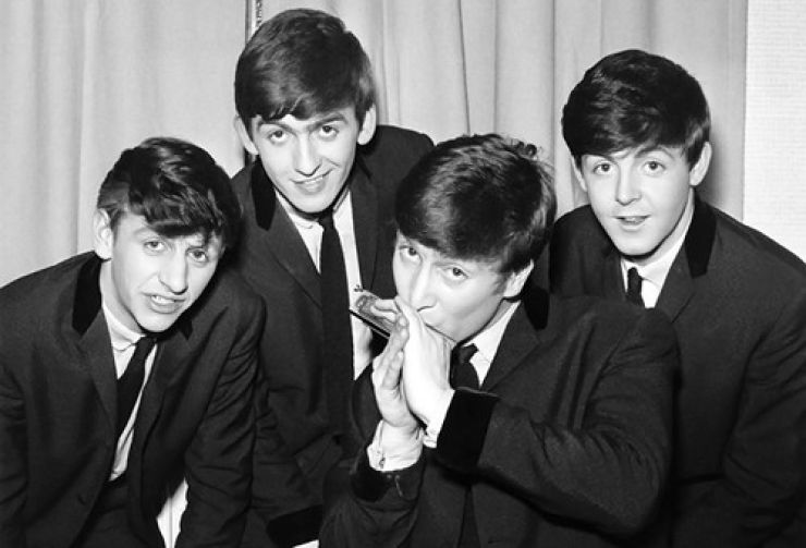 Sale a la venta el primer single de The Beatles