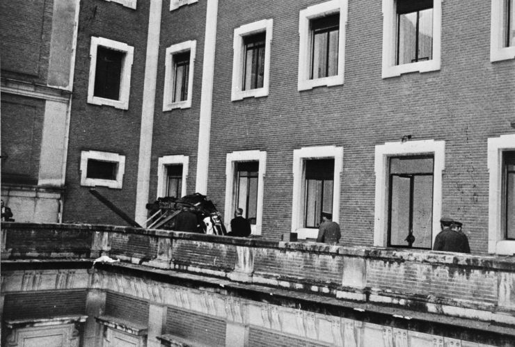 ETA asesina a Carrero Blanco, presidente del Gobierno de Franco