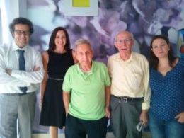 Juan Carrión, el profesor de inglés que inspiró 'Vivir es fácil con los ojos cerrados', visita Amma Cartagena