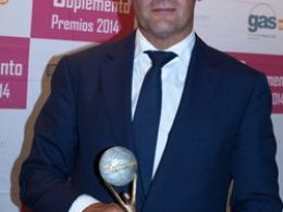 Sanyres galardonada con el premio a La asistencia medica por el suplemento de La razón